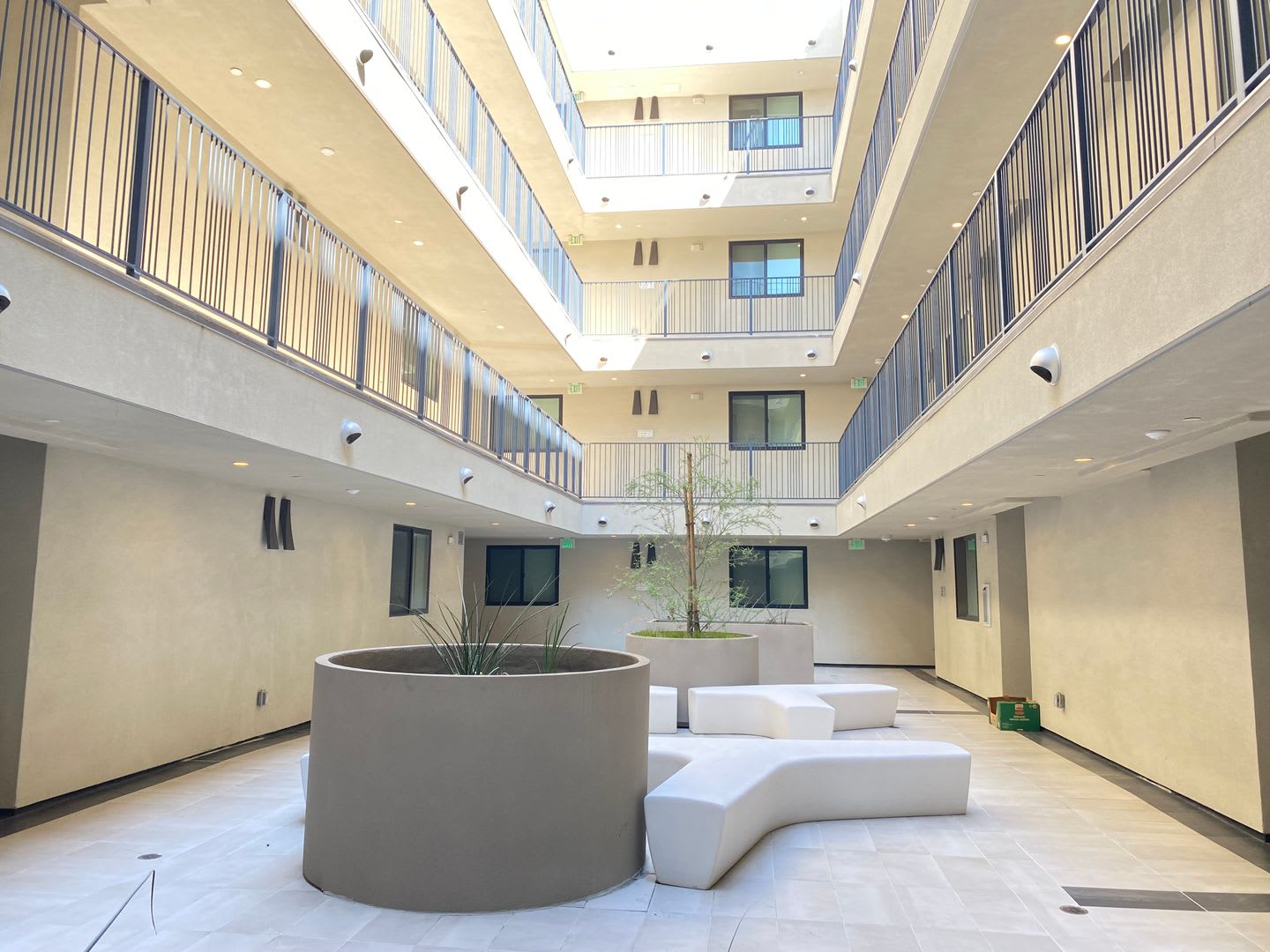 5550 Bonner Llc – photo 2