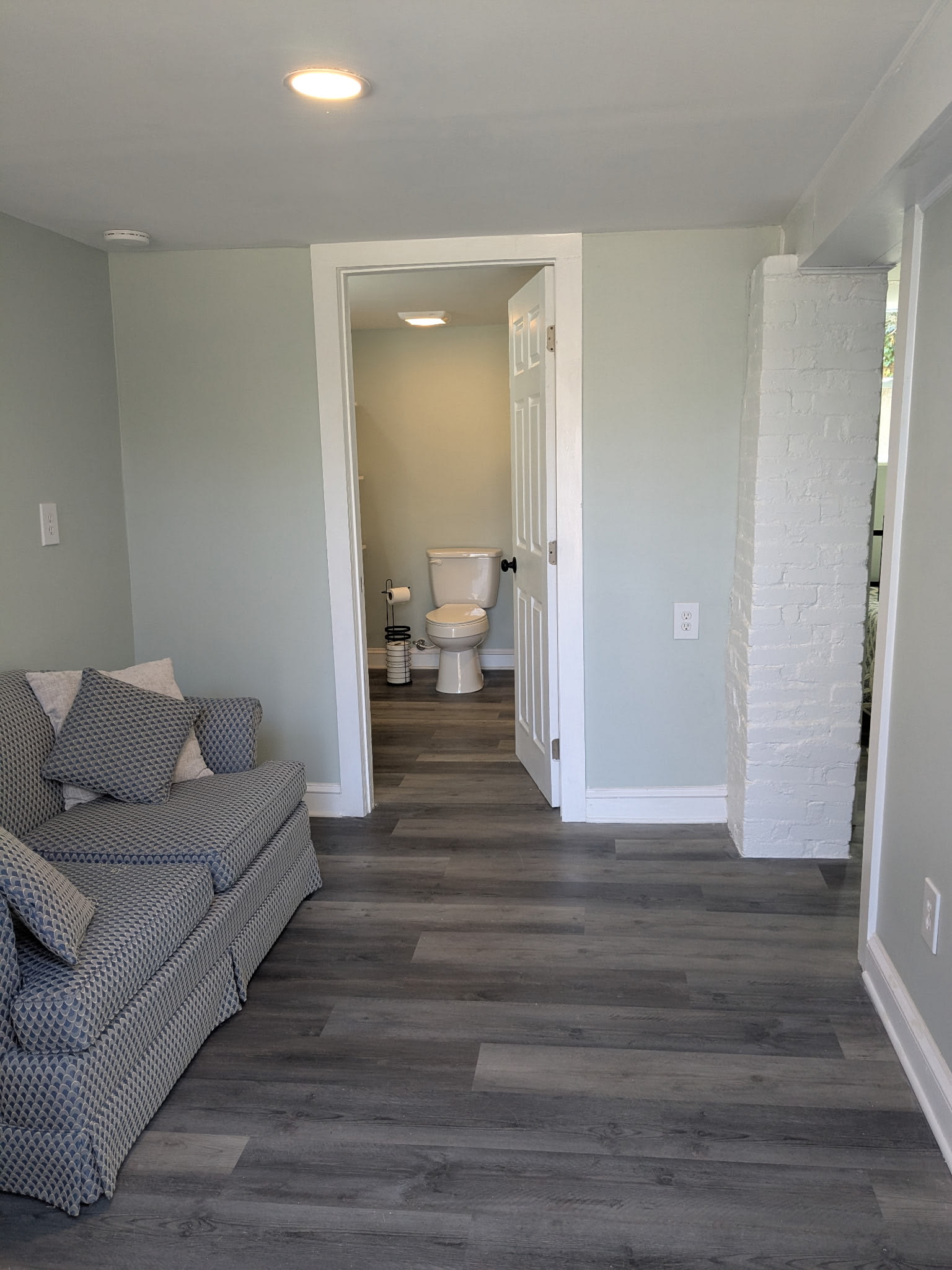 12208 Richmond Street – photo 3