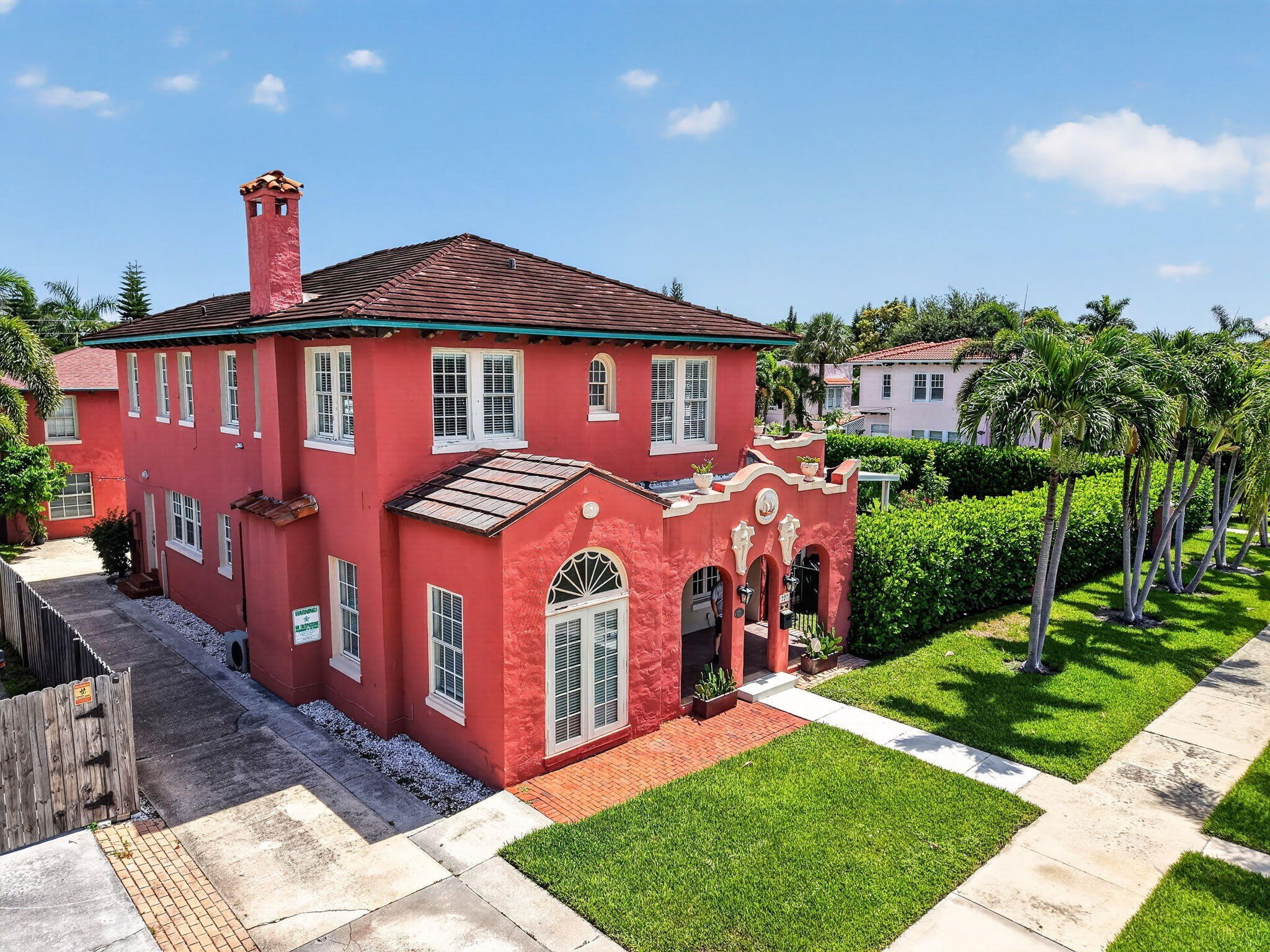 227 Foresteria Drive – photo 2