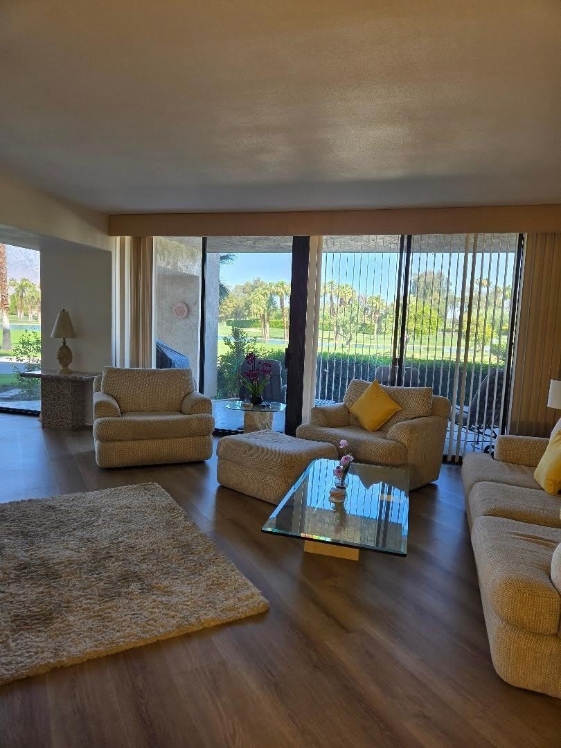 910 Island – photo 4
