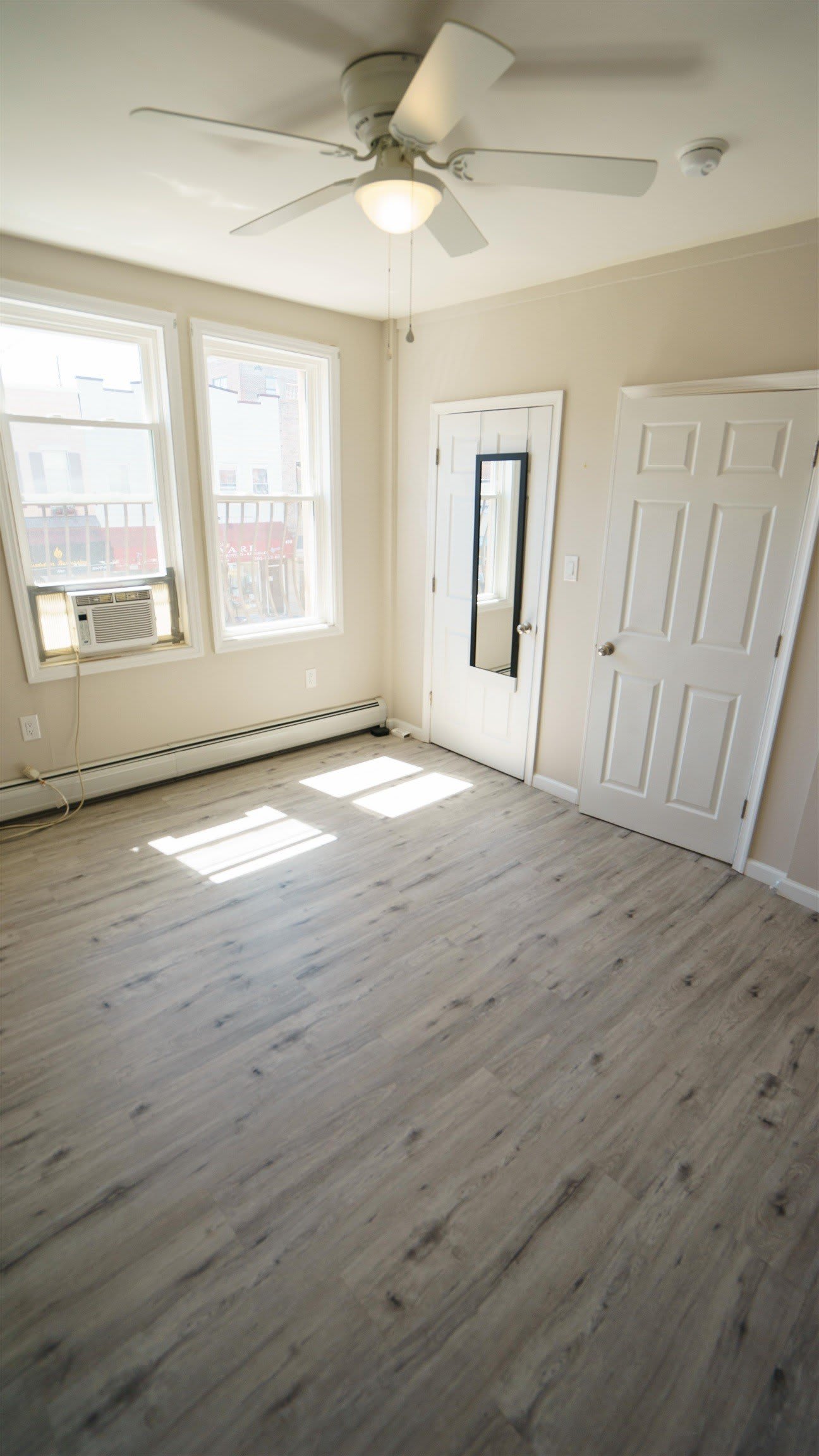 415 BROADWAY – photo 2