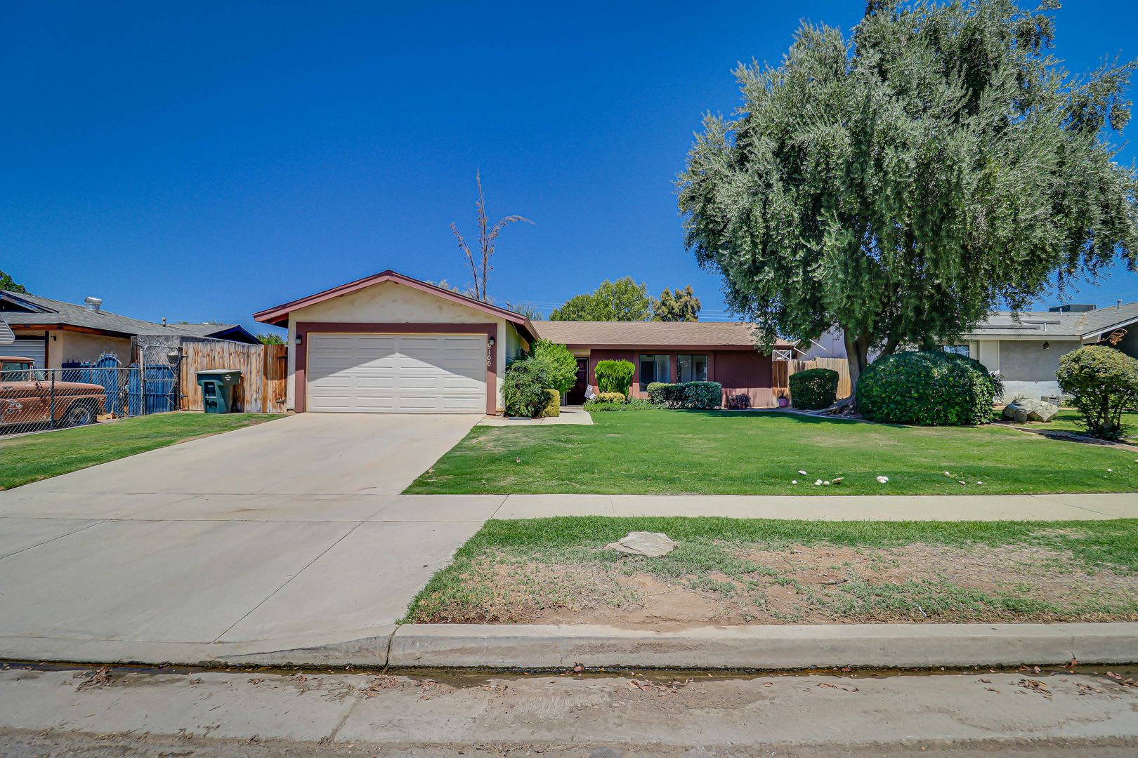 Northeast Bakersfield 3+2 – photo 1