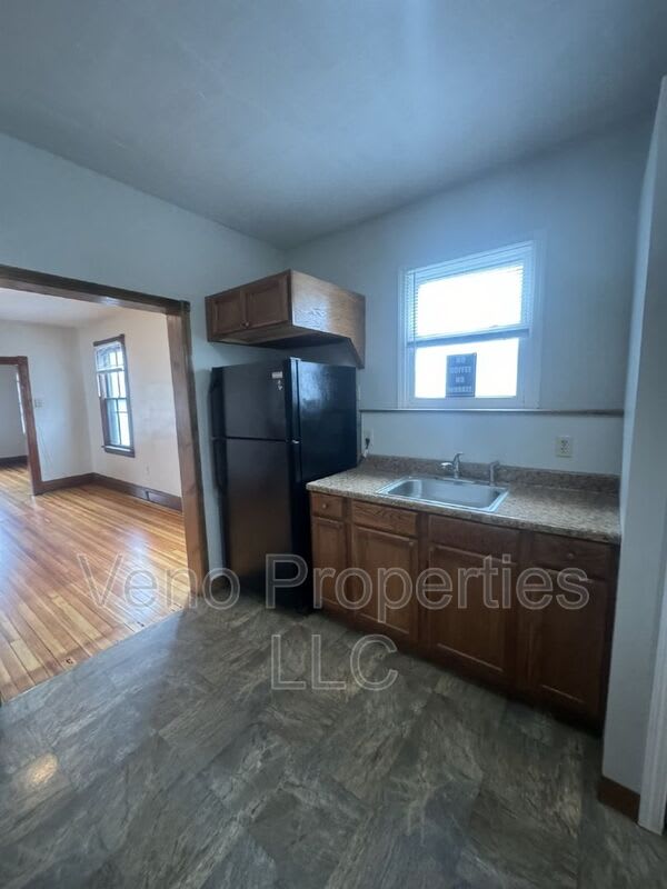 149 Saratoga Ave. – photo 3