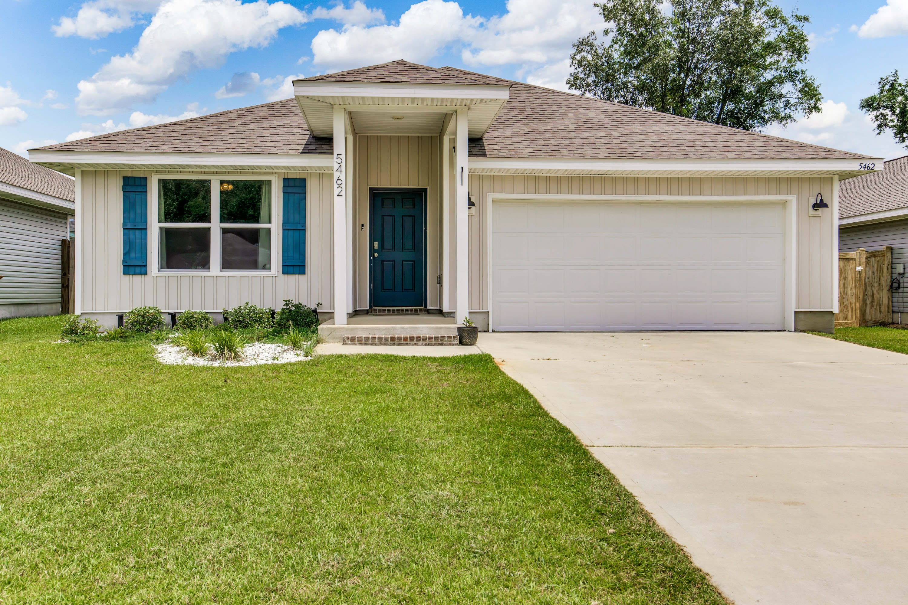 5462 Peach Drive – photo 2