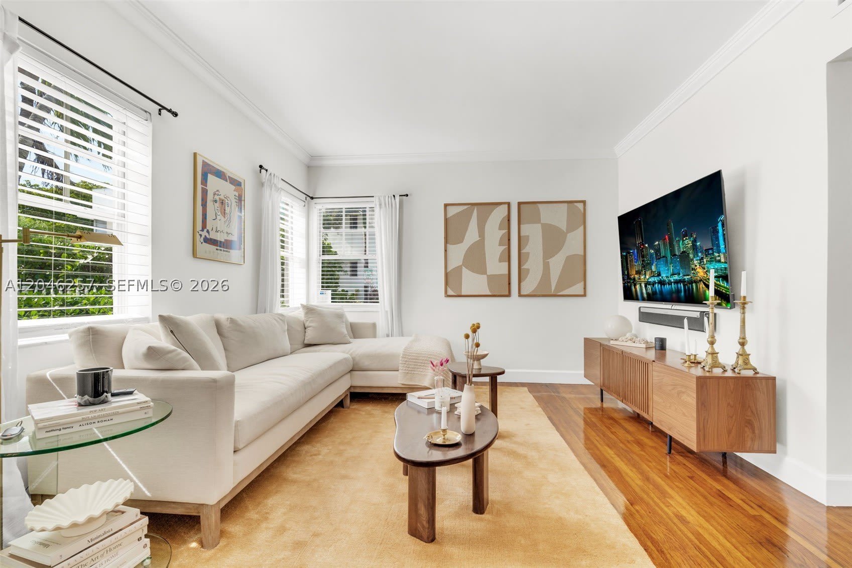 915 8th St – photo 3