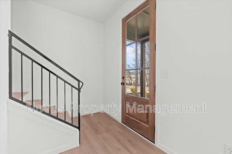 105 Carroll Circle – photo 2