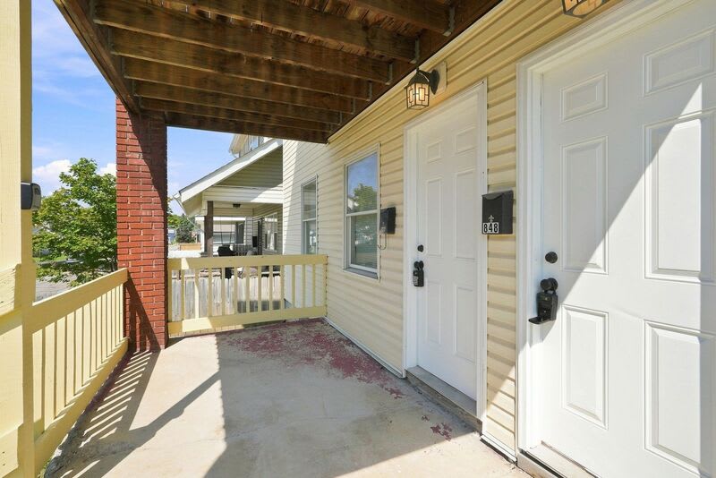 846-848 Reinhard Ave – photo 2
