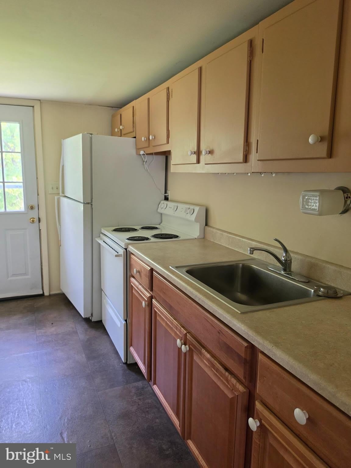 2101 HILL Road – photo 3