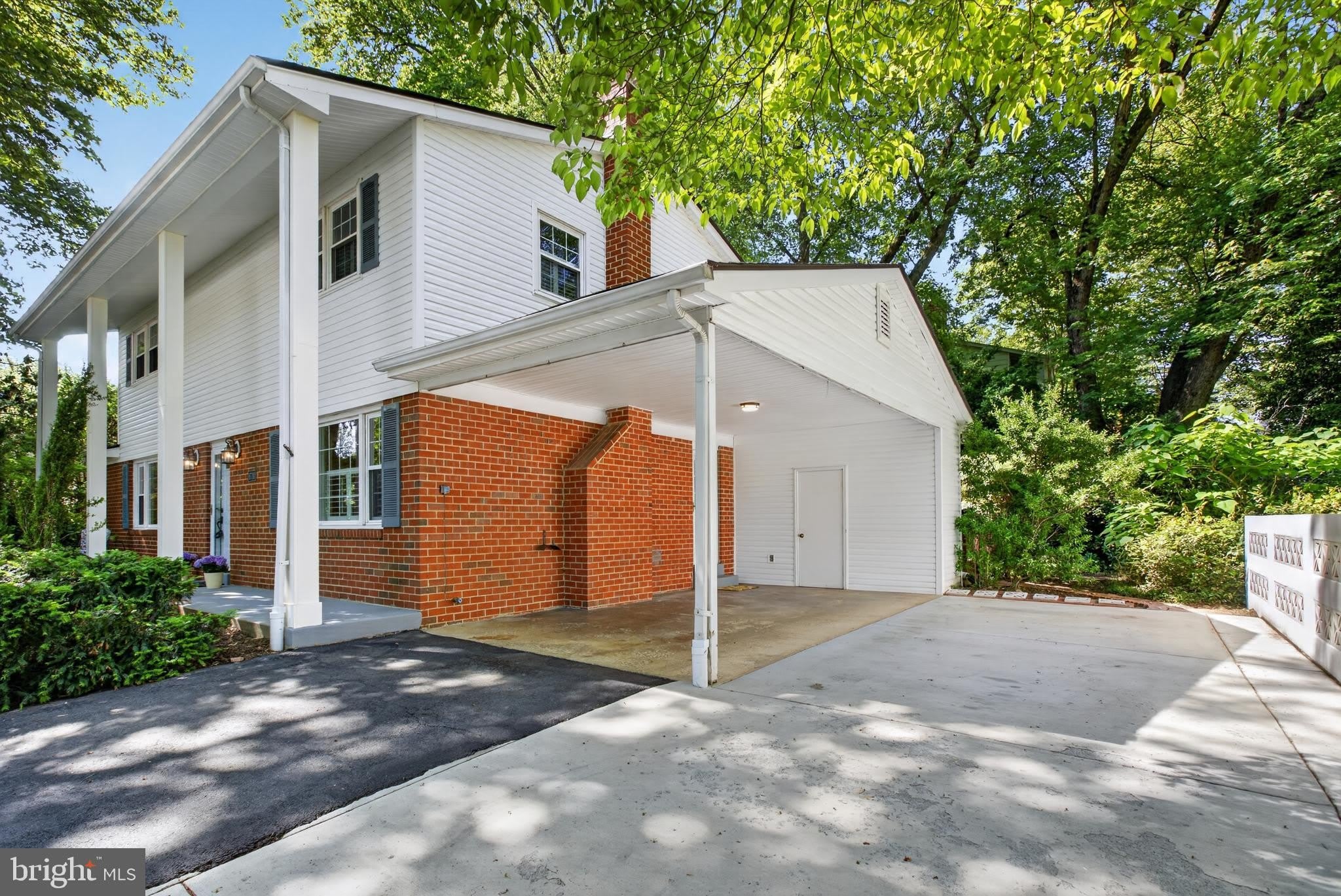 6710 SYDENSTRICKER Road – photo 2