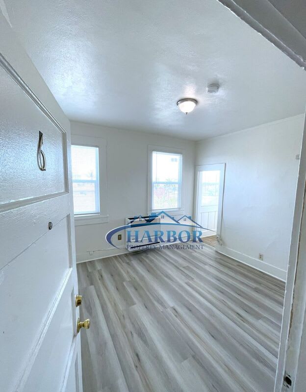341 W. Amar Street – photo 2