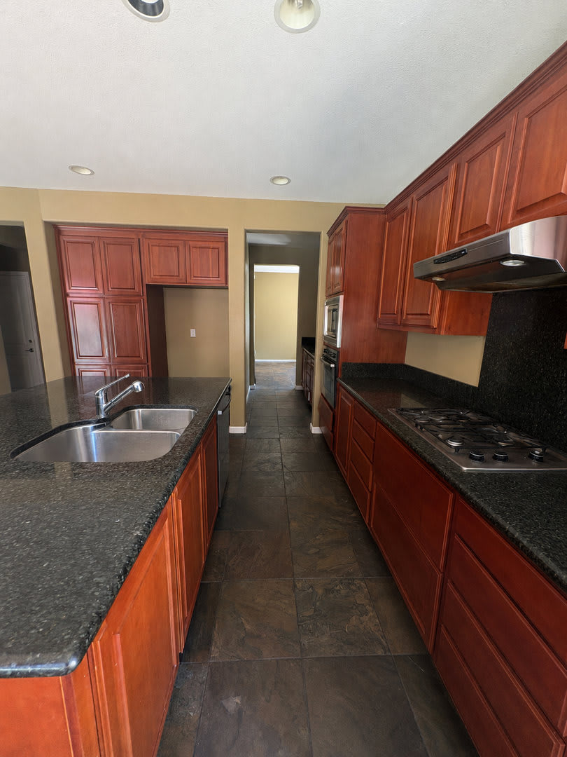 3,800 sq foot Home in Diablo Grande with Private Pool & Spa – photo 2