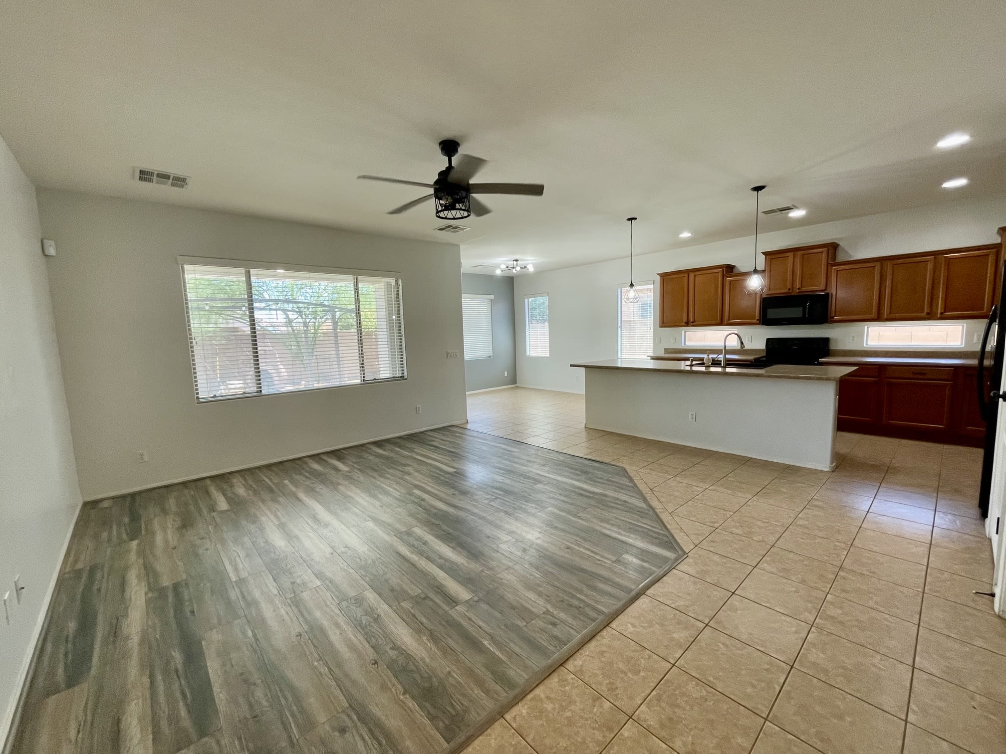 17027 W Hammond St – photo 3