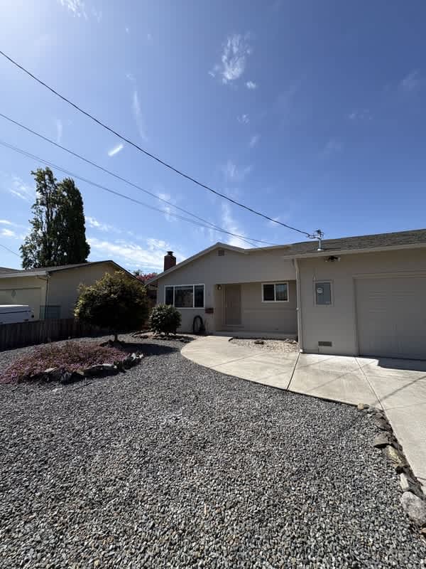 7631 Adrian Drive – photo 3