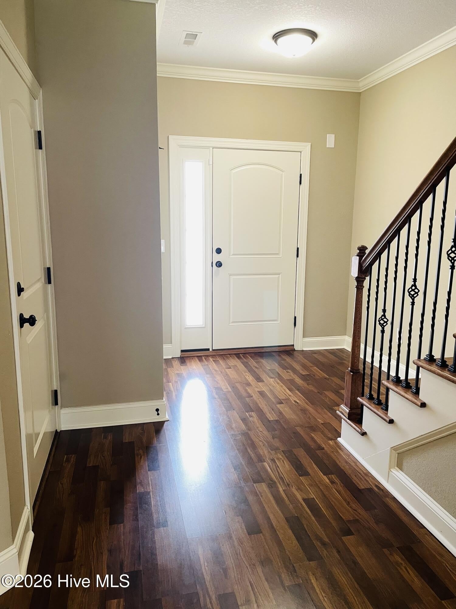 2016 Leighton Drive – photo 2