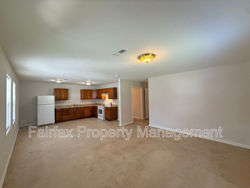 1116 Walnut St – photo 2