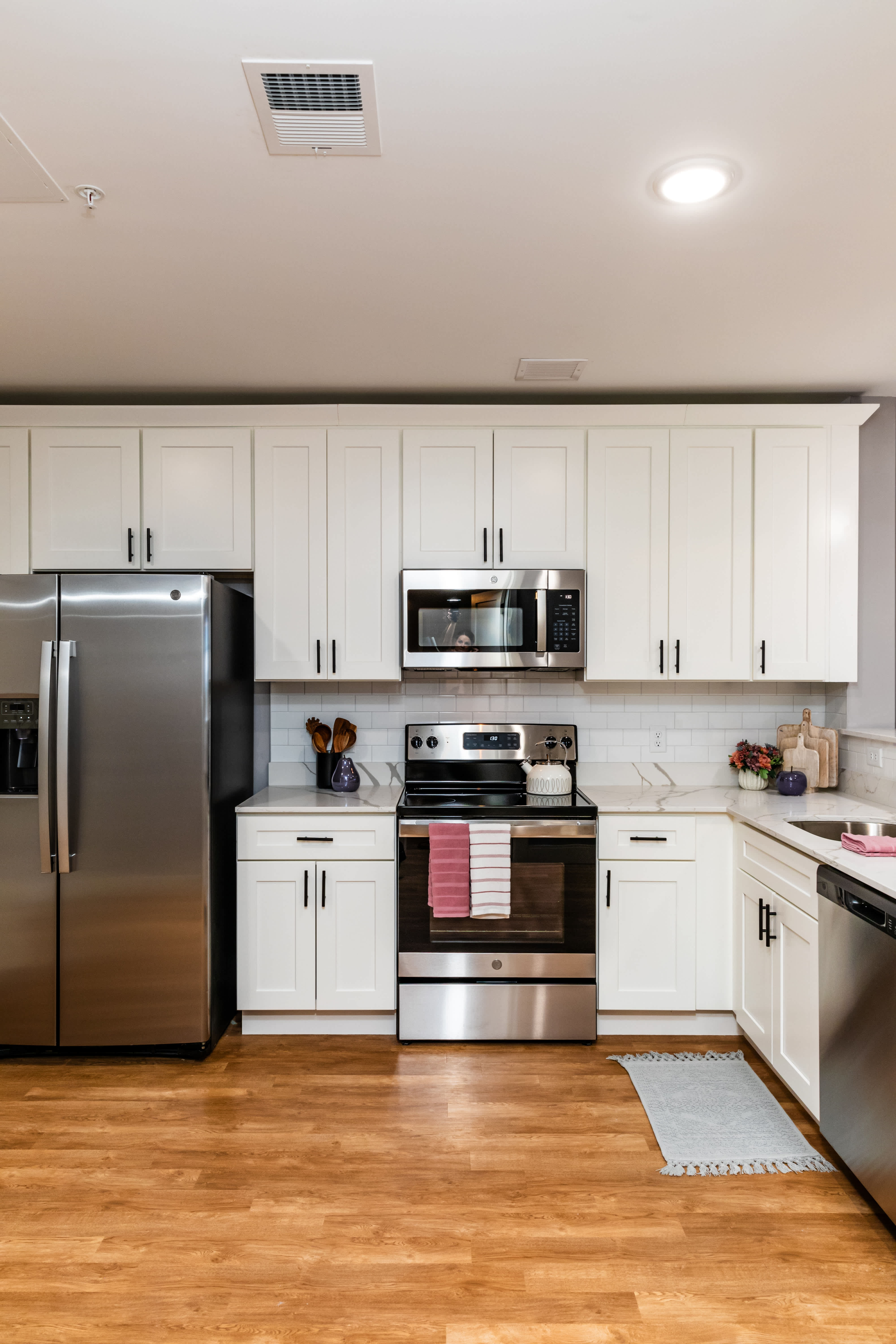 The Residence at 1000 Elm – photo 4