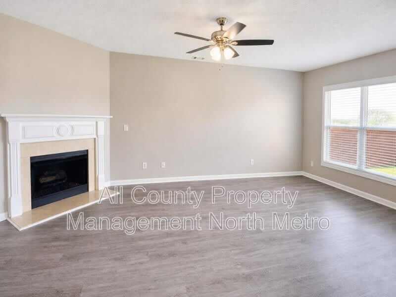 542 Marsh Lake Drive – photo 3