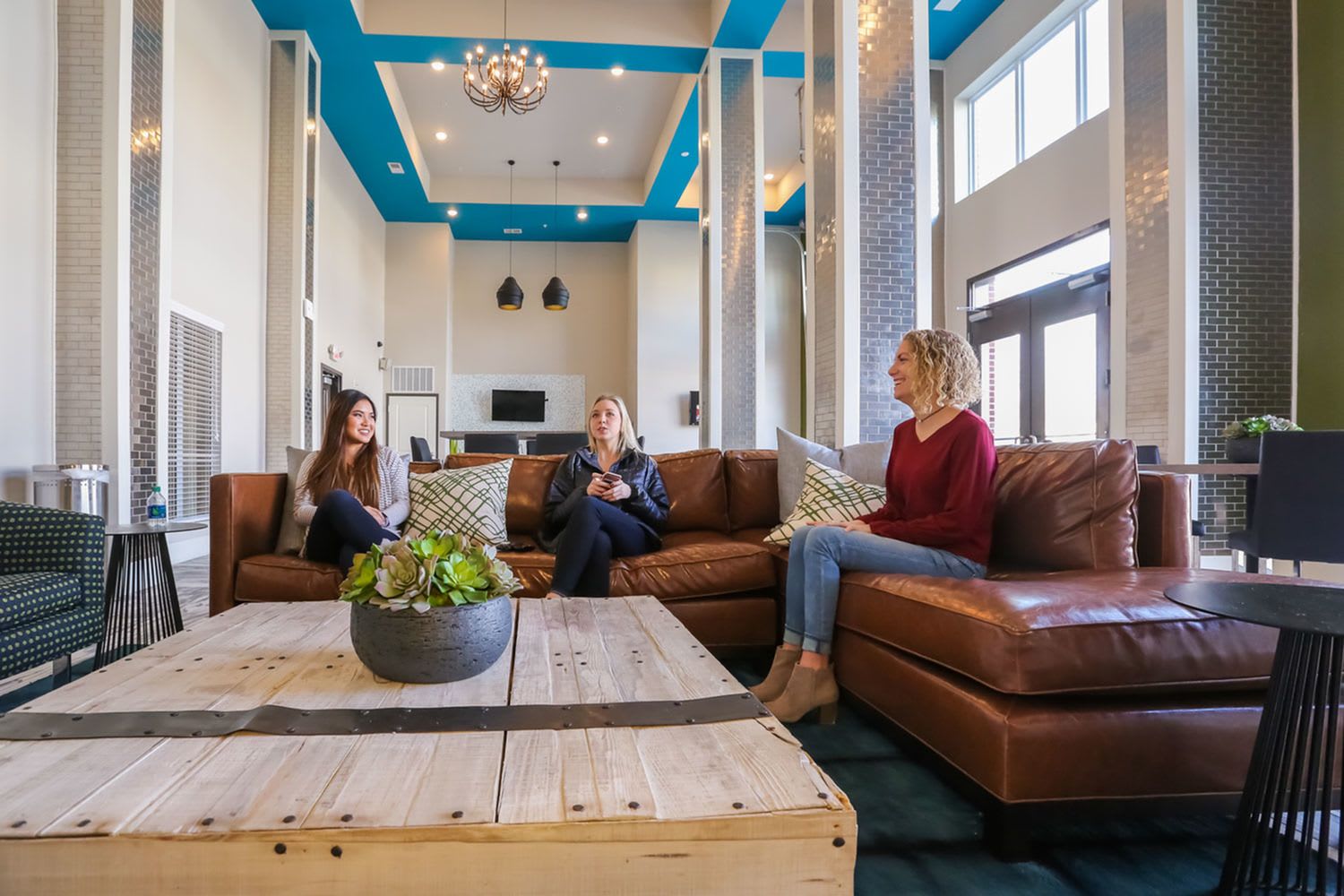 Campus Walk Apartments – photo 2