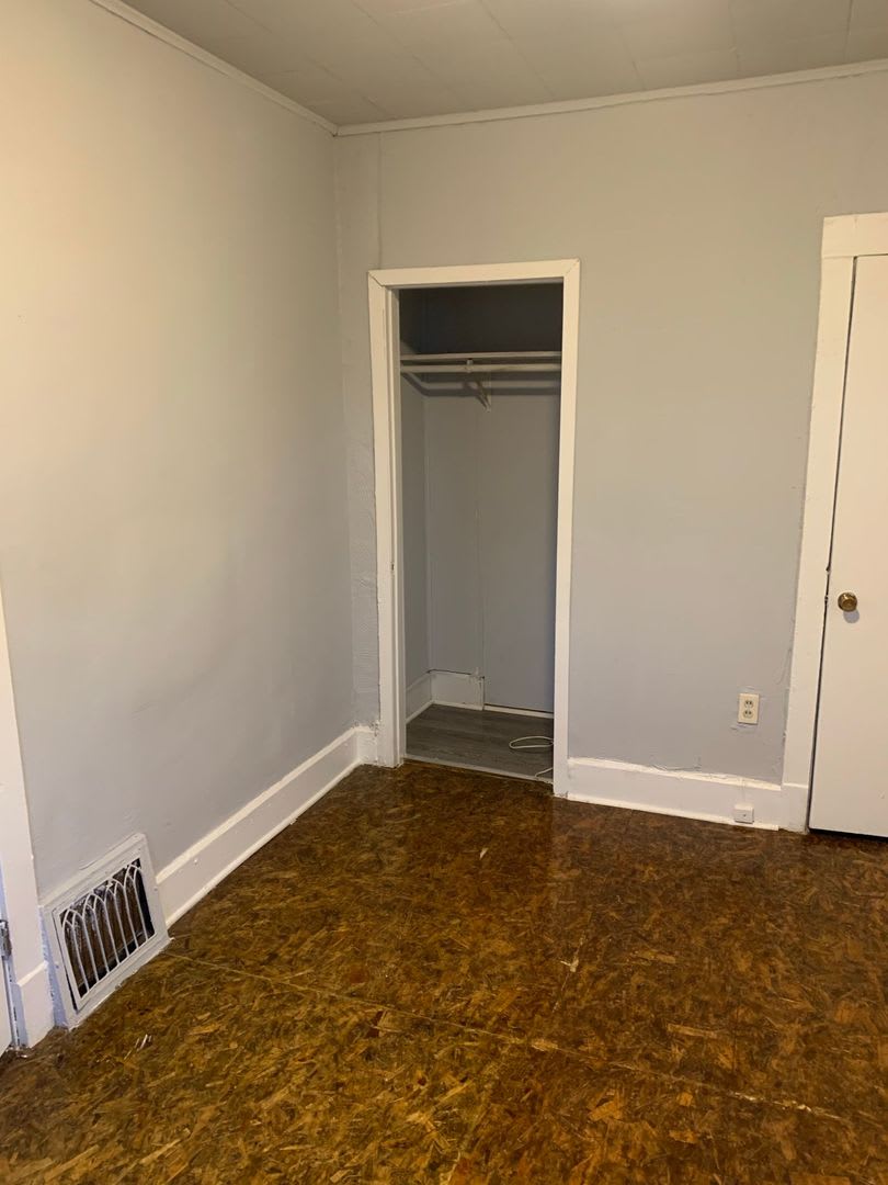 4 Bedroom Single Family – photo 5