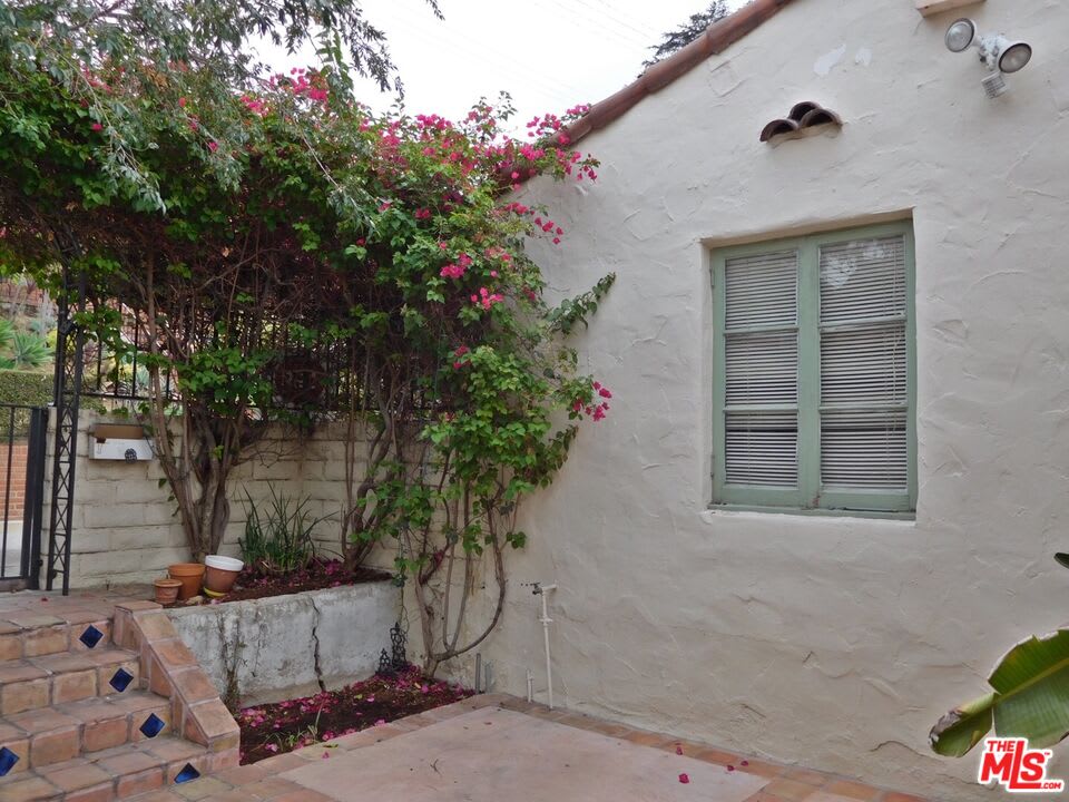 1621 Silverwood Terrace – photo 1