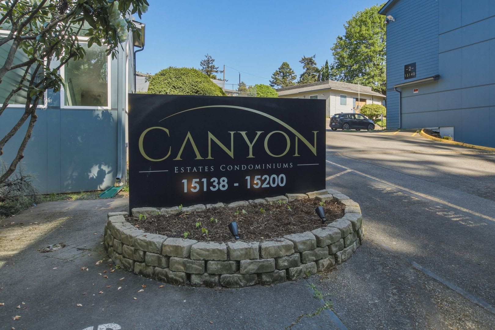 One Level, Easy Access Light and Bright Tukwila Condo – photo 1