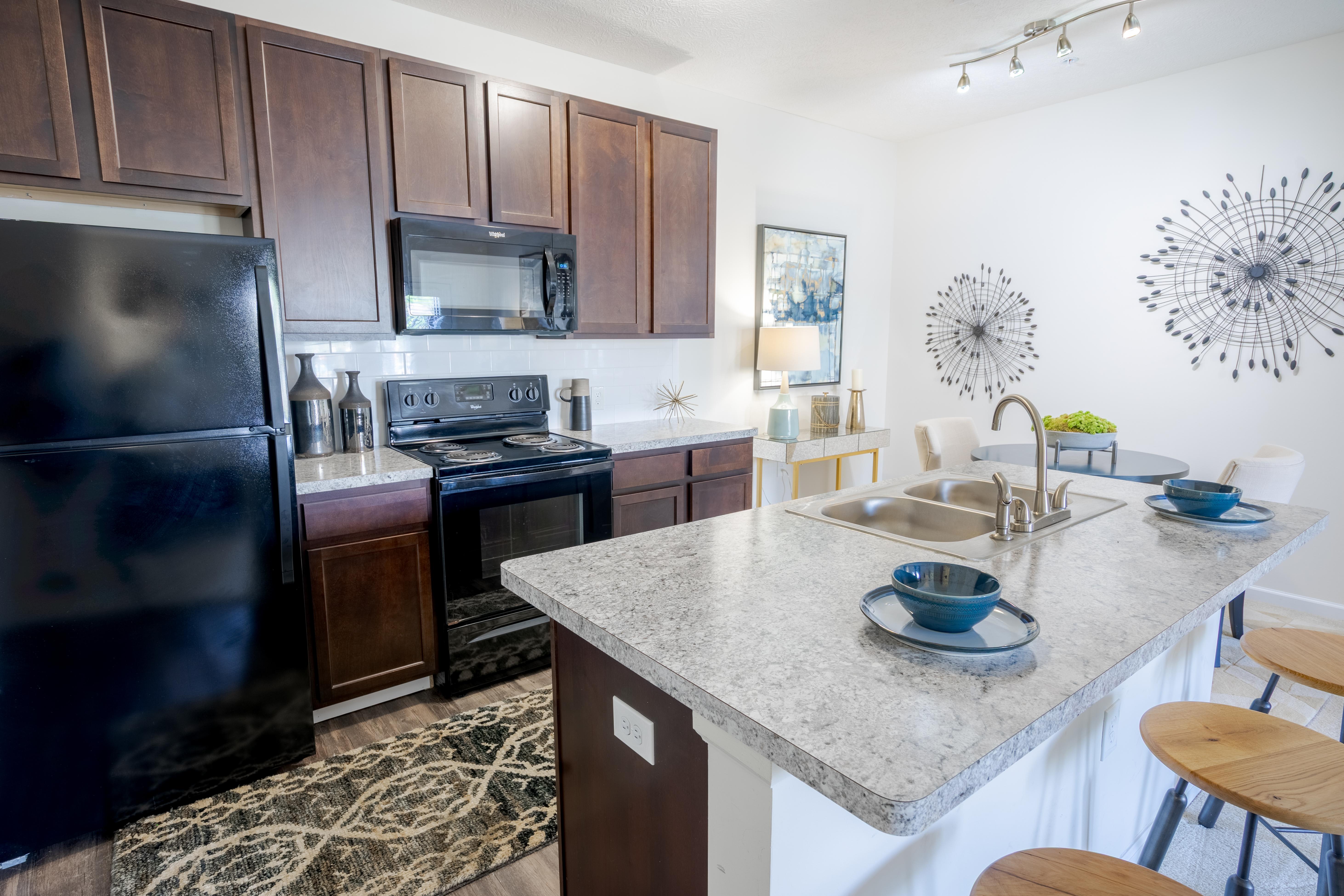 Overland Park – photo 3