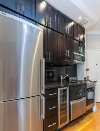 58 Leroy St – photo 3