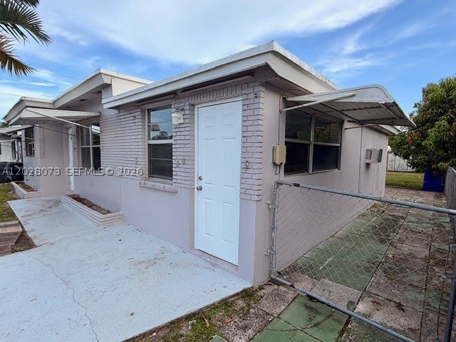 5608 Garfield St – photo 3