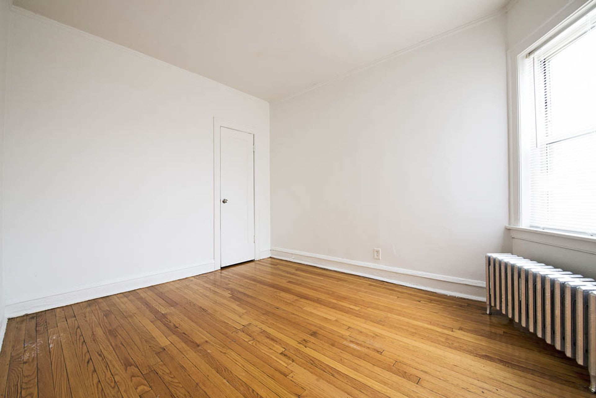 6727 North California Ave – photo 5