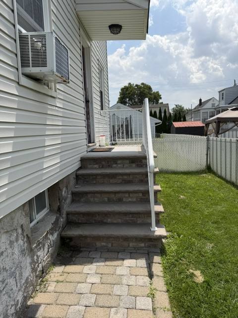 256 Martha Avenue – photo 2