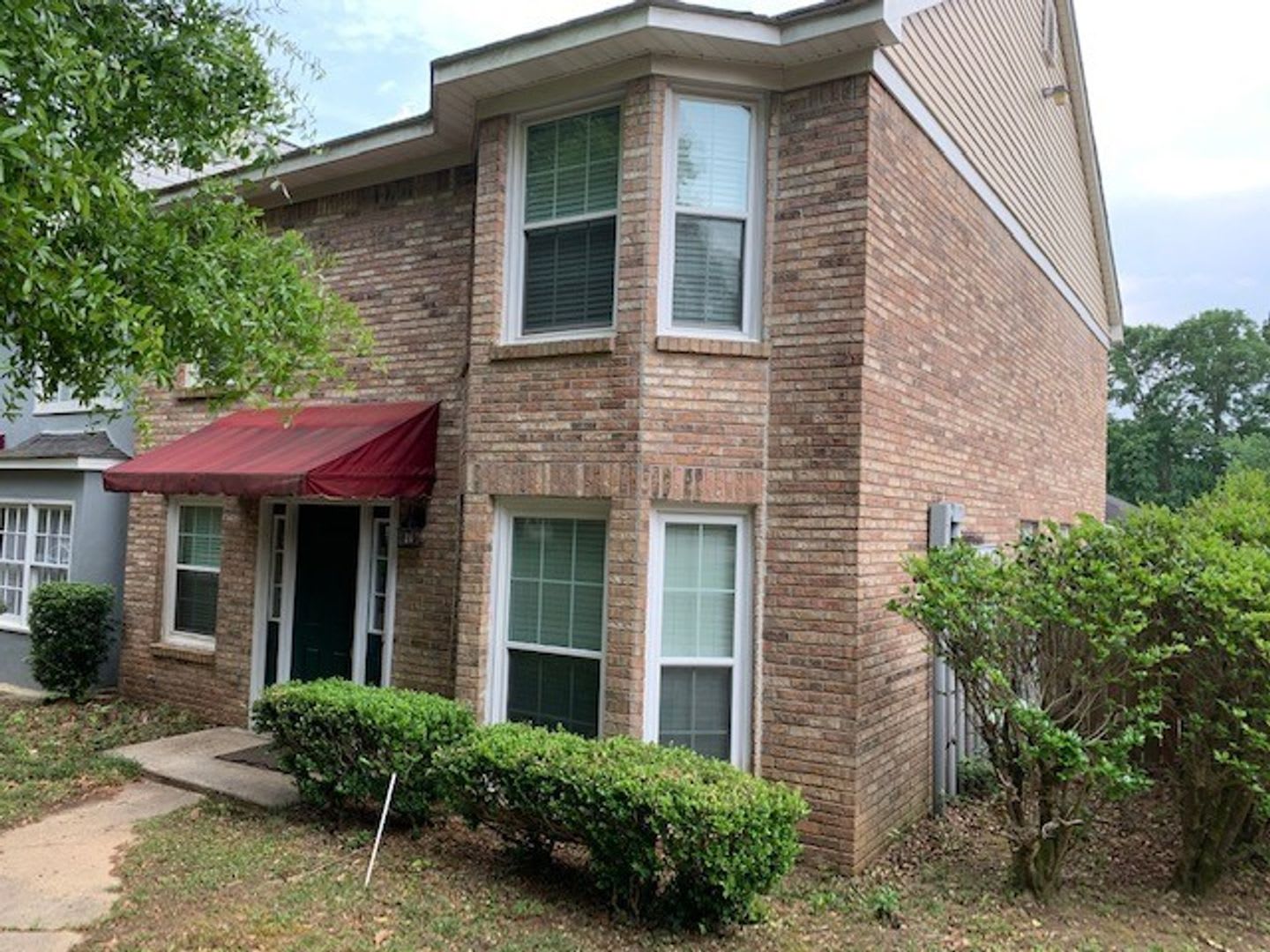 Townhome close to USA campus – photo 2