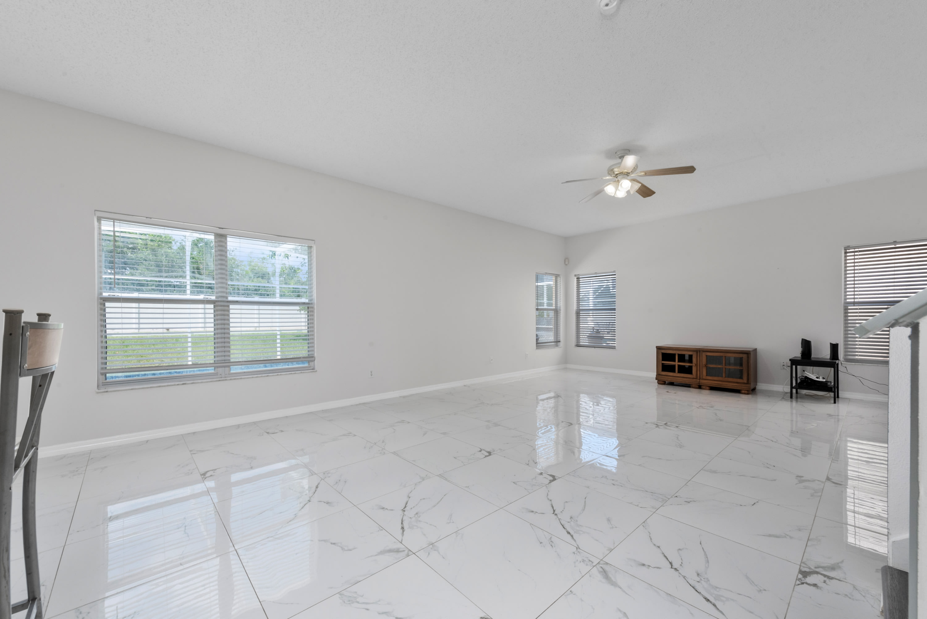 746 Lockbreeze Drive – photo 5