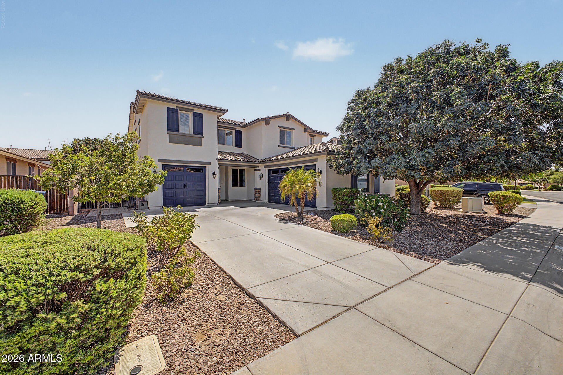 2531 E ELEANA Lane – photo 1