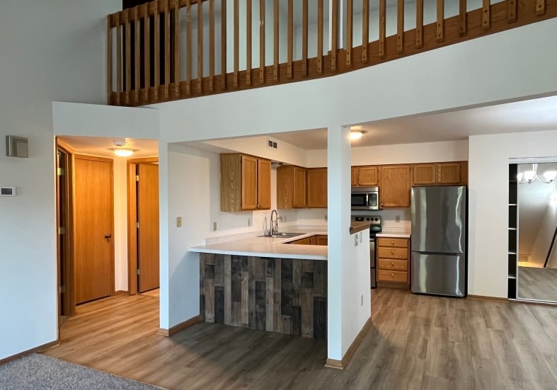 3 Bedroom 1 5 Bathroom Townhome For Rent Waukesha Wi – photo 4