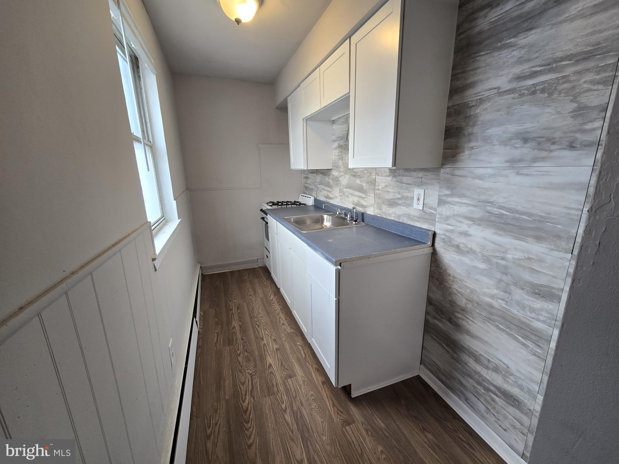 5302 DUFFIELD Street – photo 3