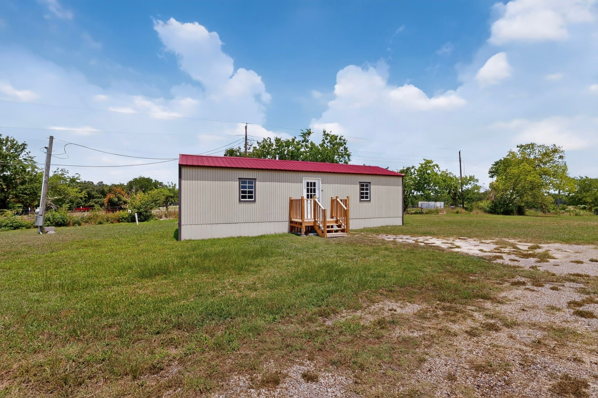 1657 E 2nd Street – photo 3