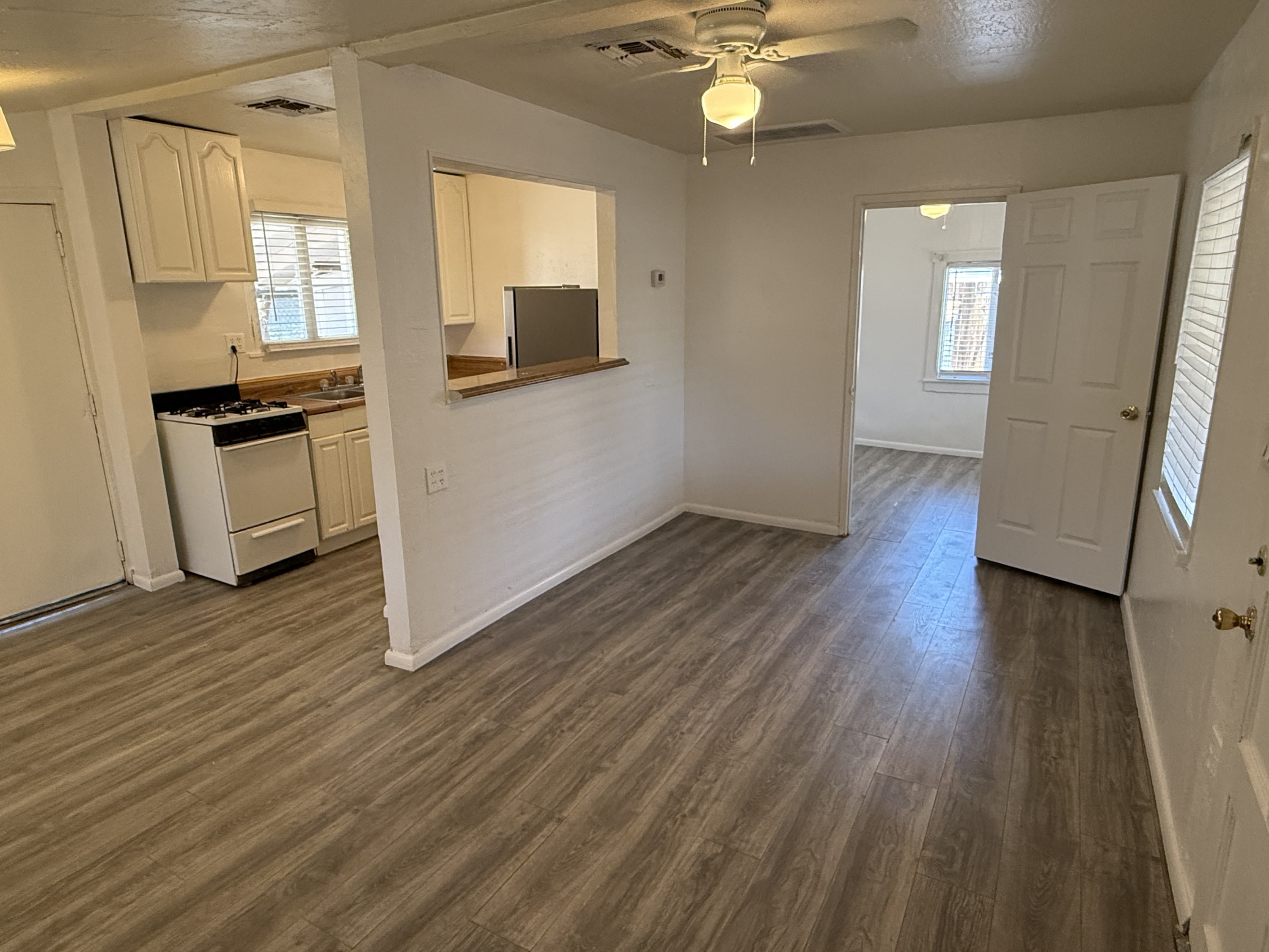 2336 N 10th St – photo 2