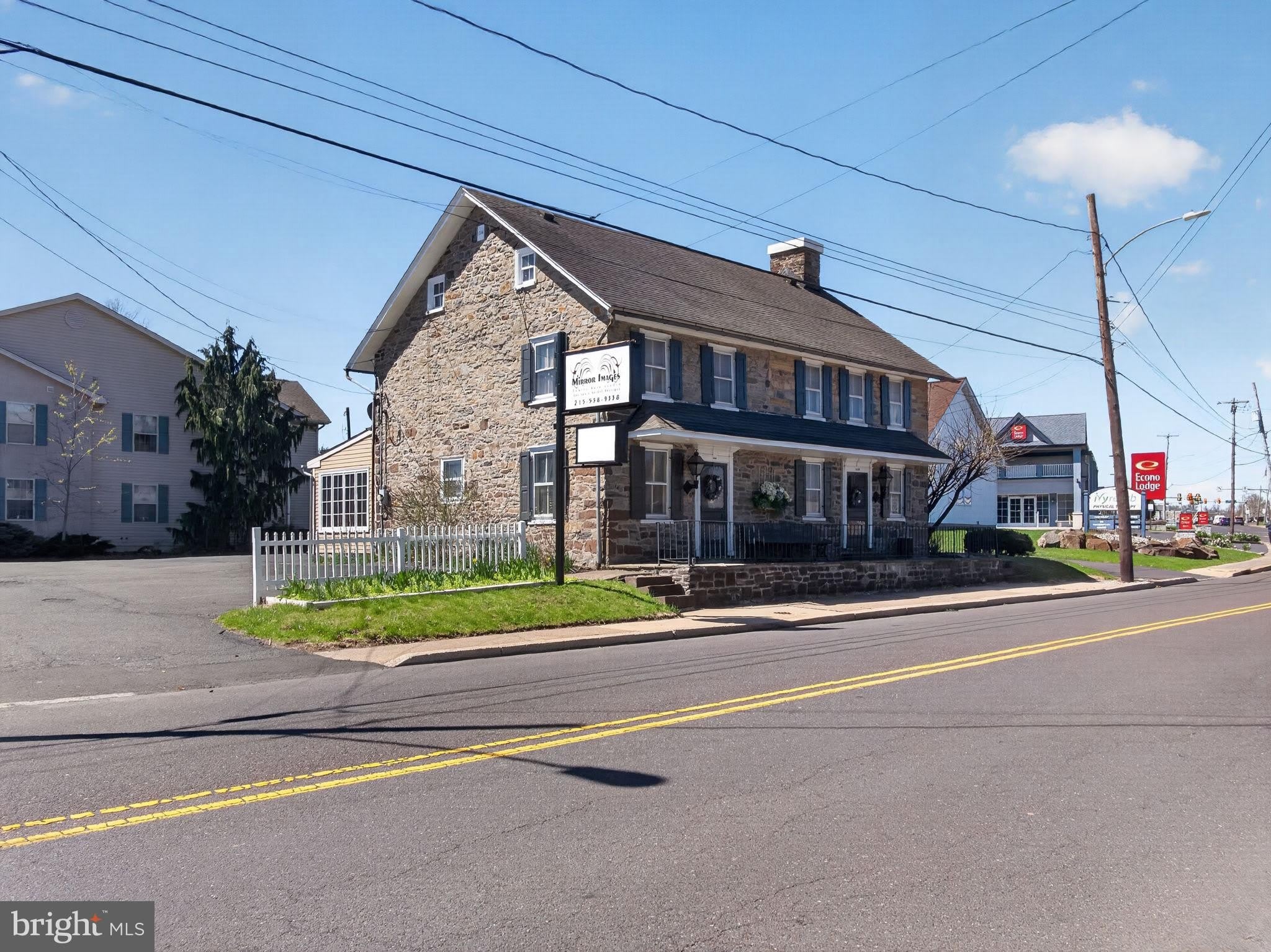 1436 W BROAD Street – photo 4