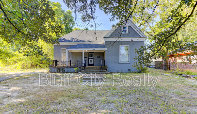 1639 Southern Avenue – photo 2