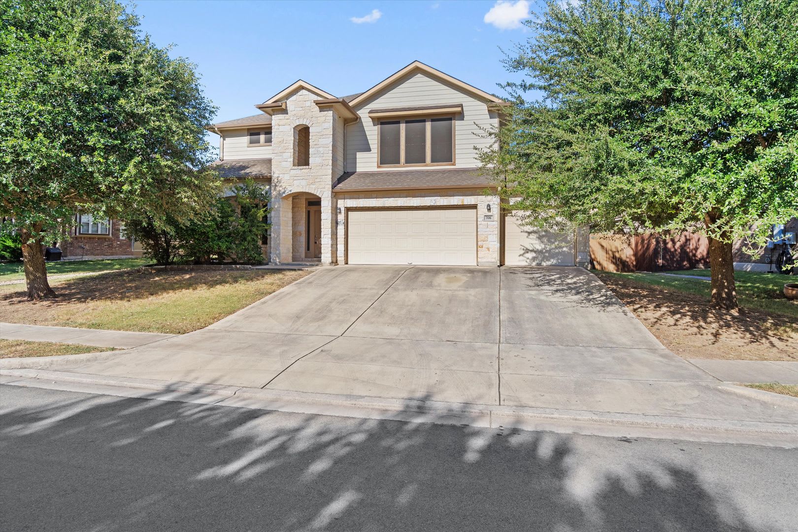 706 Harwood Dr, San Marcos, Texas 78666 – photo 2