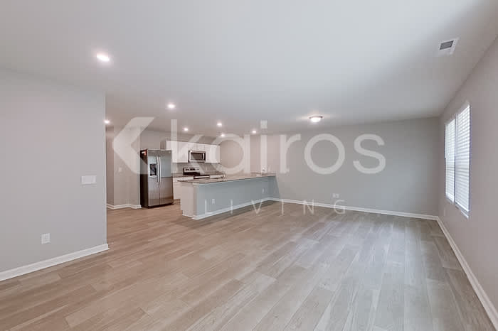 2502 Kenton Court Southeast – photo 3