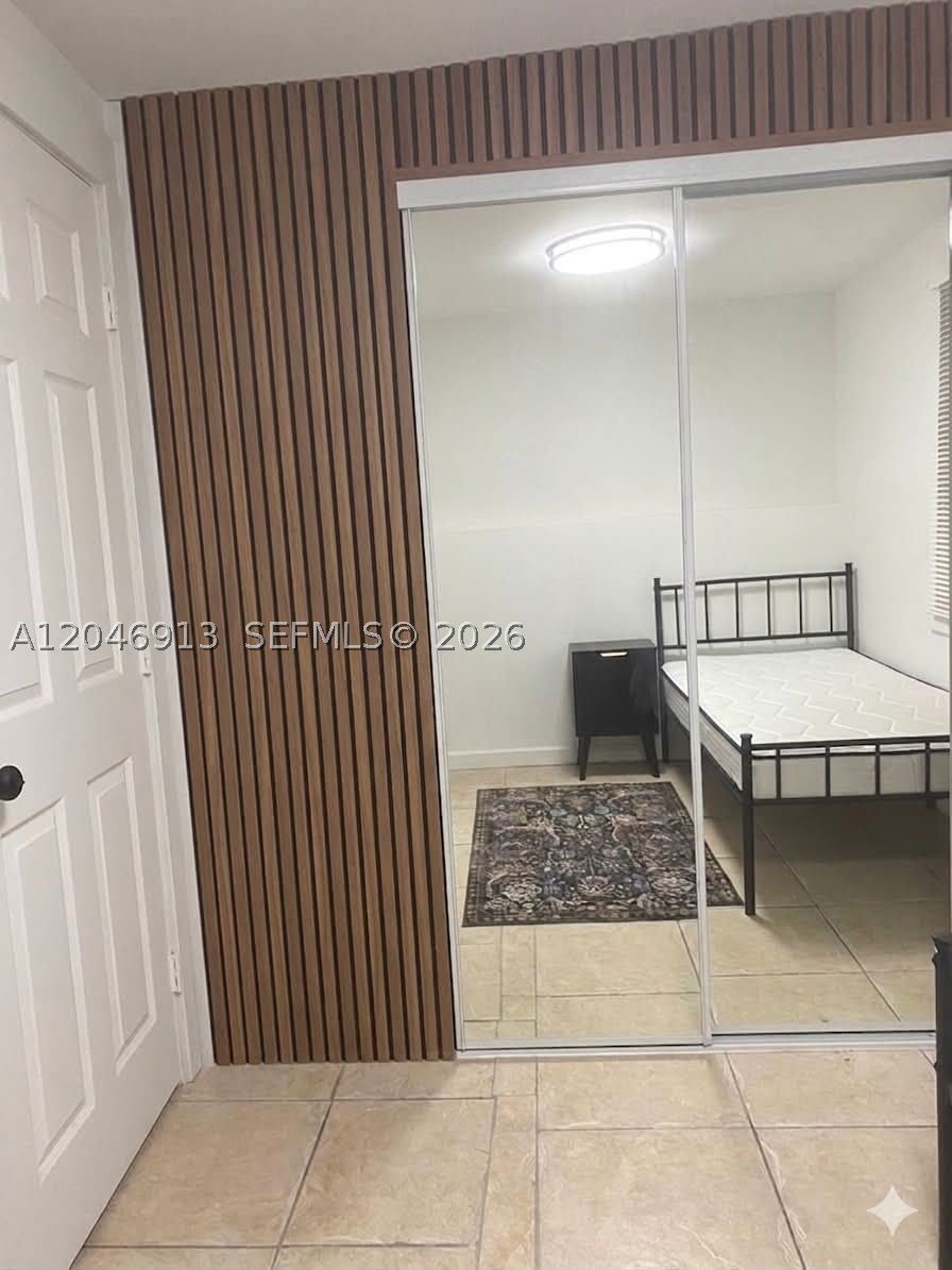1212 NW 11th Ct – photo 5