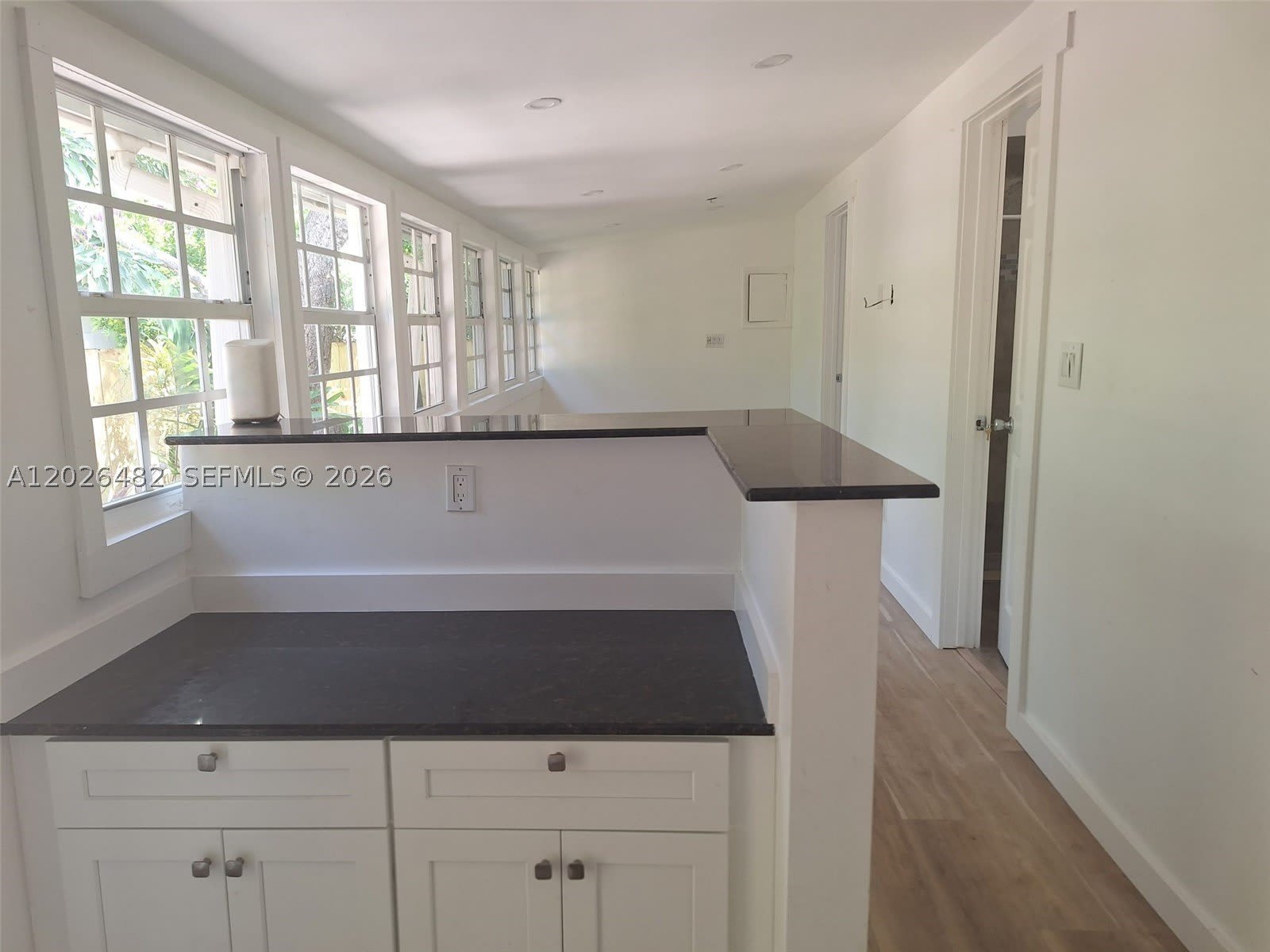 1121 NE 1st Ave – photo 3