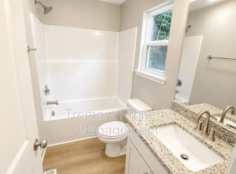 2708 East 21st Street – photo 3