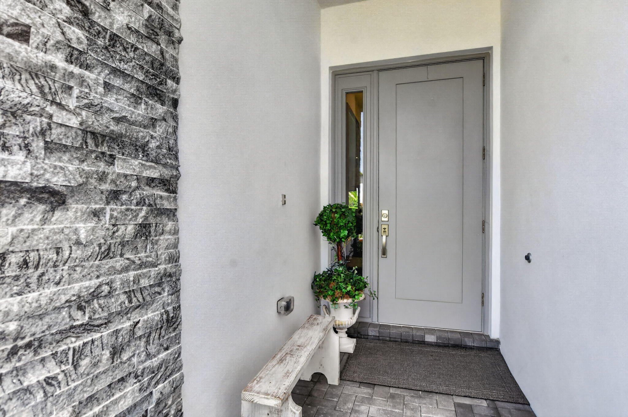 17333 Rainstream Road – photo 4