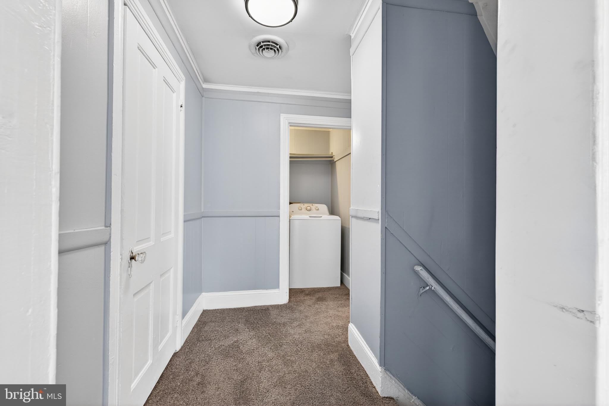 216 W DIVISION Street – photo 4
