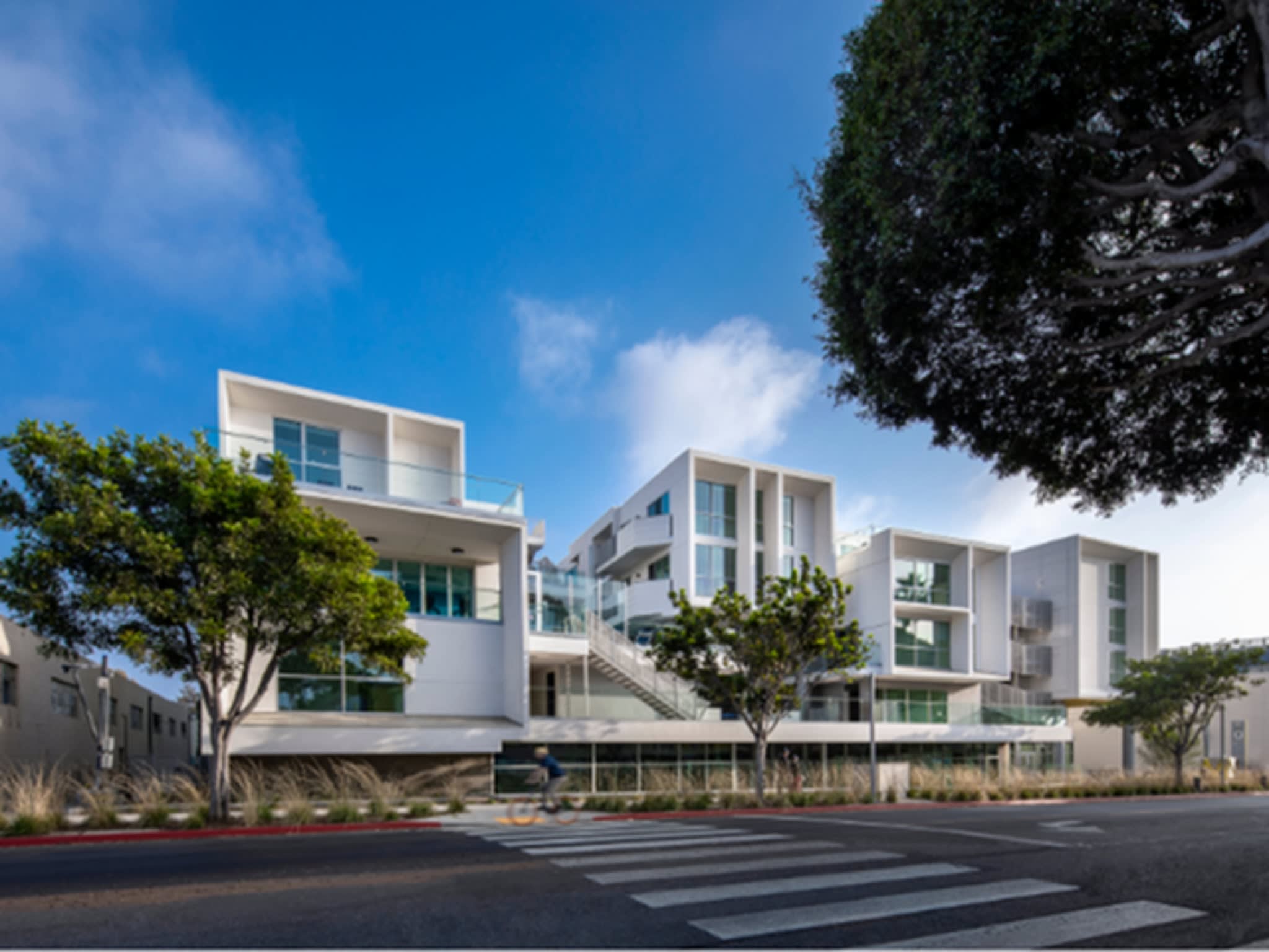 Millennium Santa Monica – photo 1