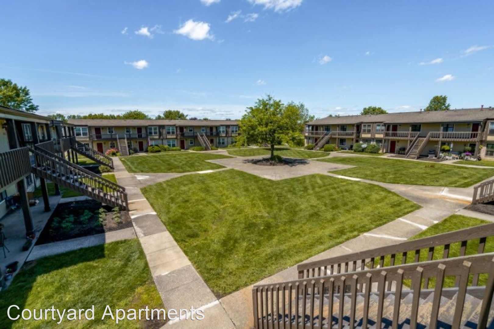 Courtyard Apartments – photo 5