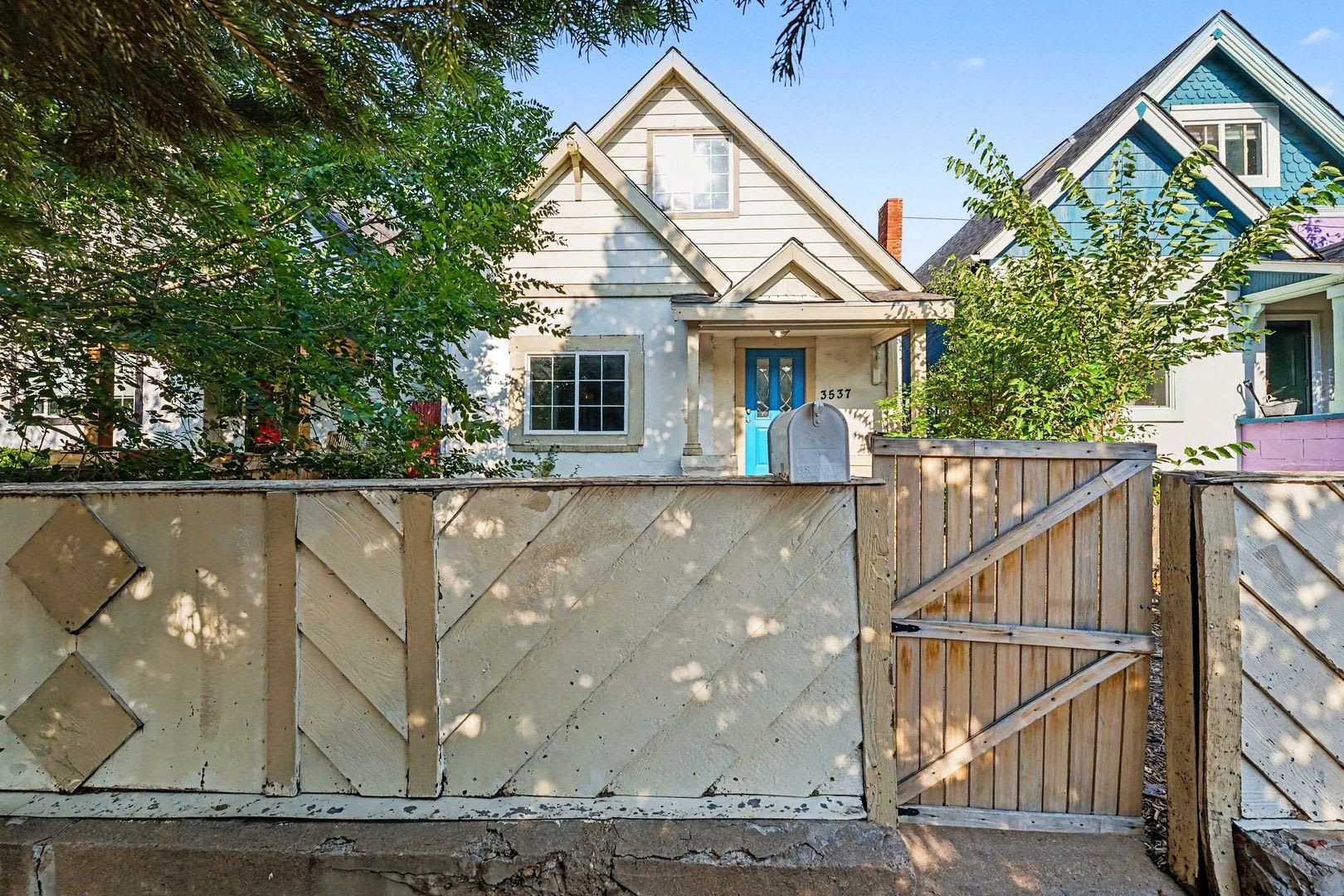 Highlands 3Br Rental In Unit Laundry Storage Outdoor Space – photo 3
