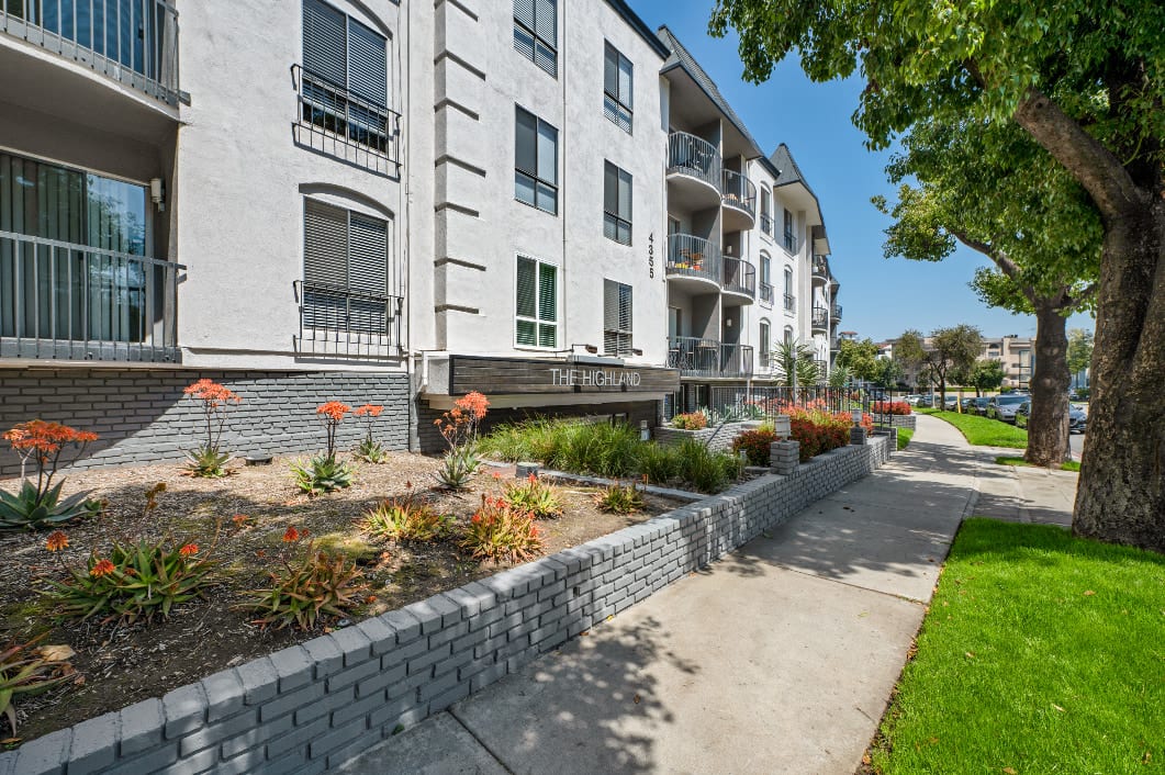 The Highland at Sherman Oaks – photo 1